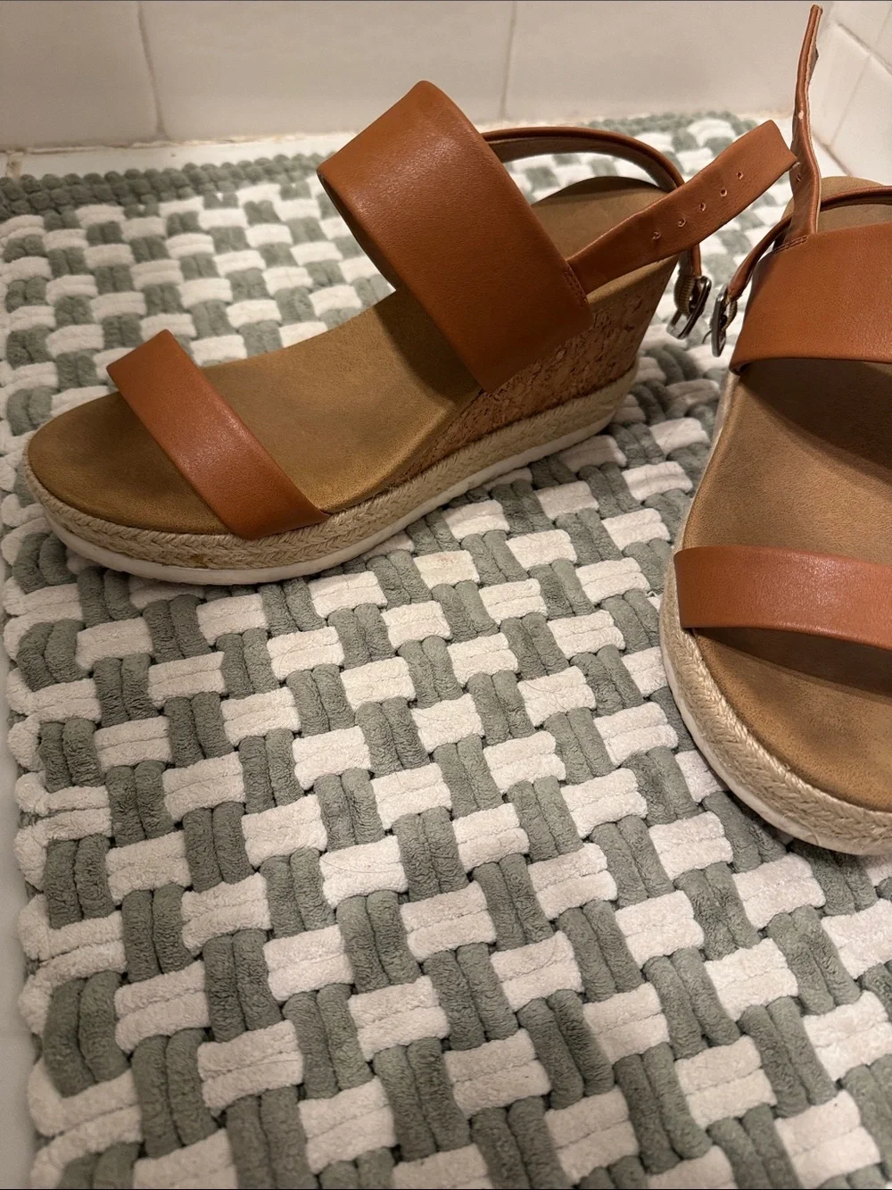Dolce Vita Leather-Look Two-Strap Womens Sandals